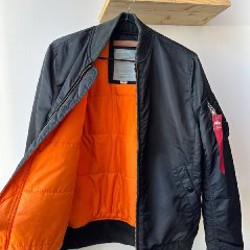 Бомбер Alpha Industries черный - фото 2