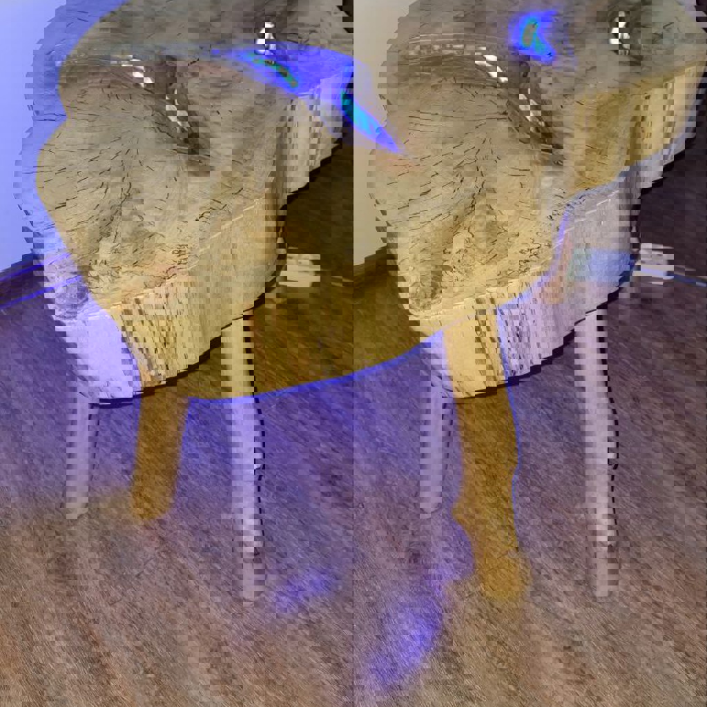 Стол журнальный