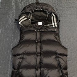 Черная куртка BURBERRY - фото 2