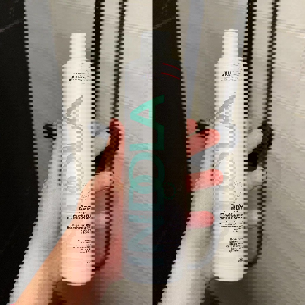 Кондиционер Indola