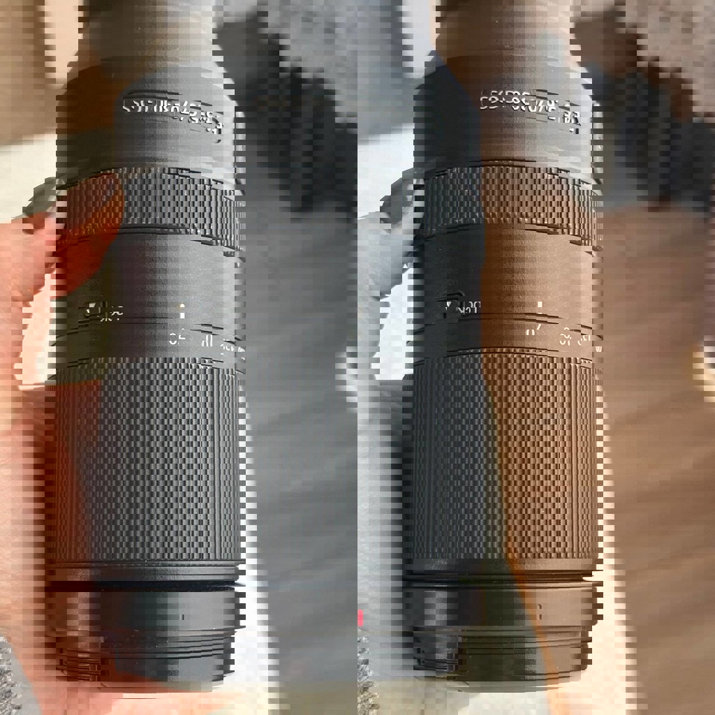 Объектив Sony fe 70-300