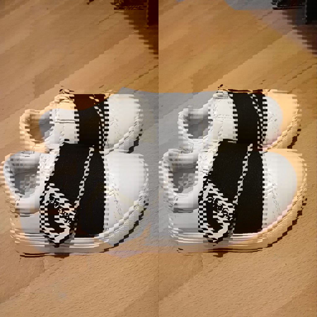 Кроссовки женские Givenchy