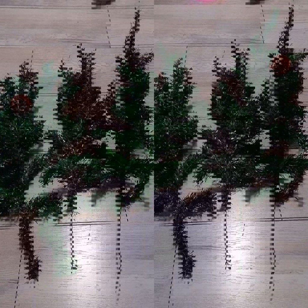 Ёлочные веточки искусственные