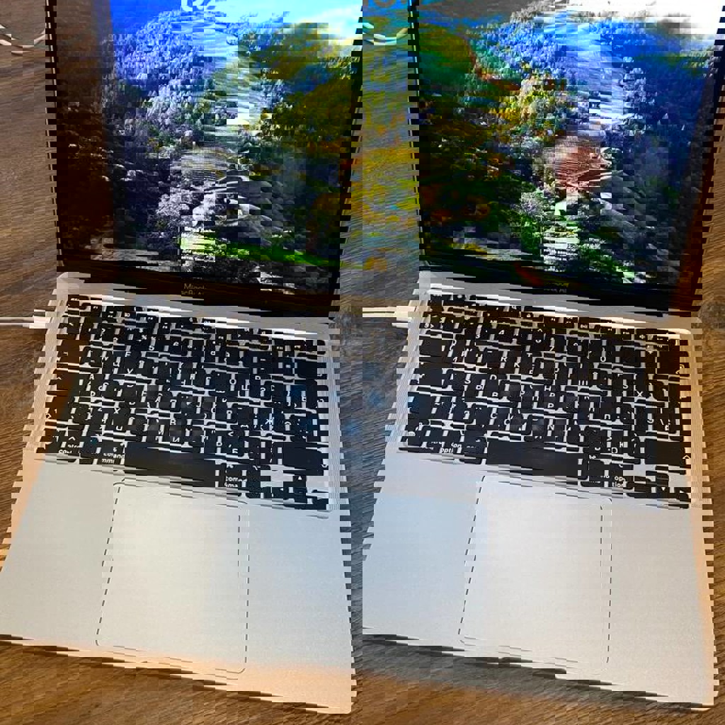 Apple MacBook Air M1