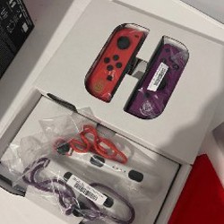 Nintendo Switch OLED Scarlet & Violet Edition - фото 2