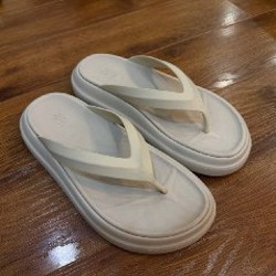 Резиновые сабо Zara - фото 2