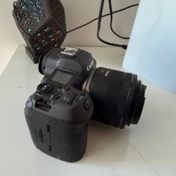 Камера Canon EOS R5 - фото 3