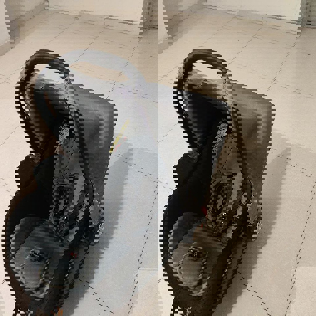 Автолюлька детская