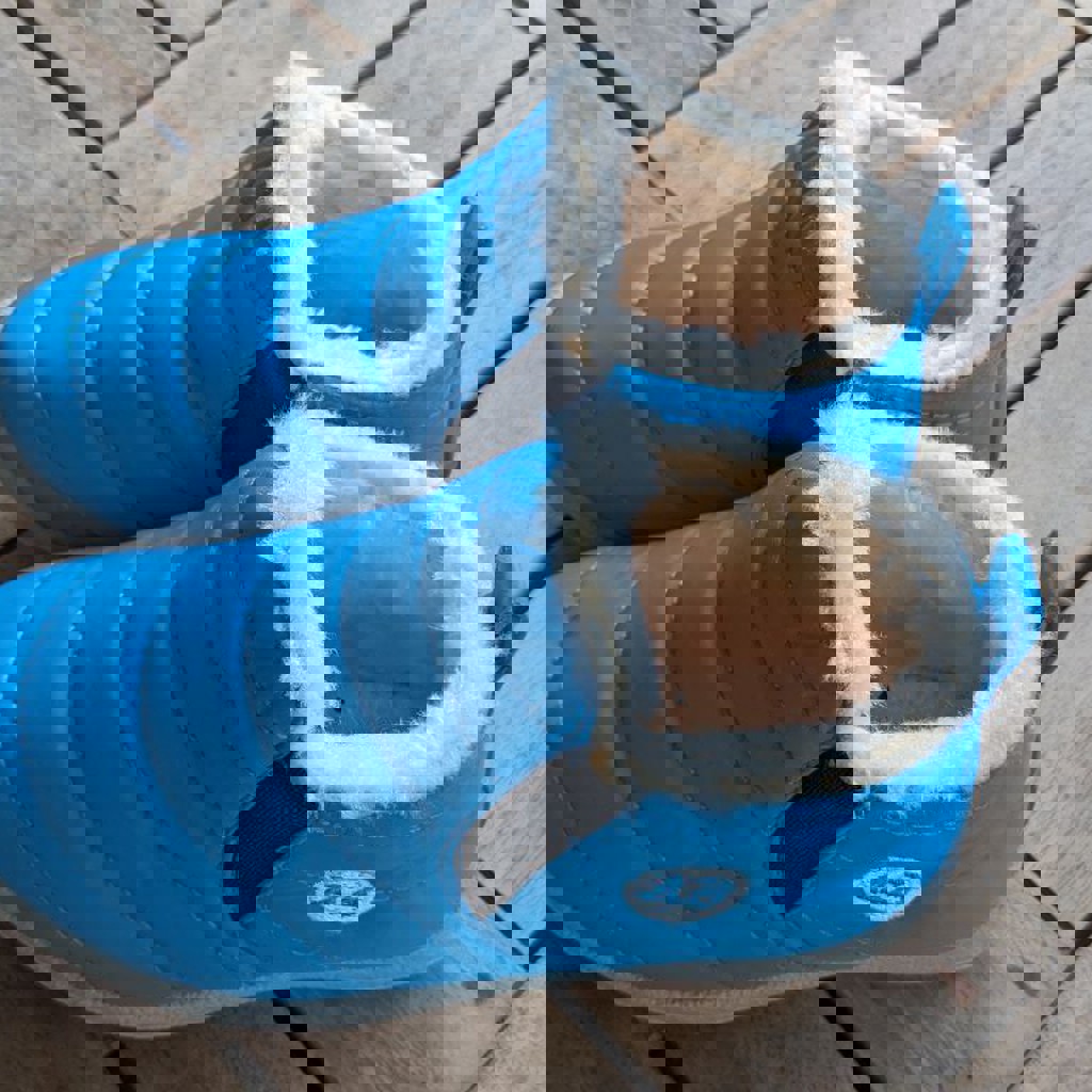 Теплые детские ботинки