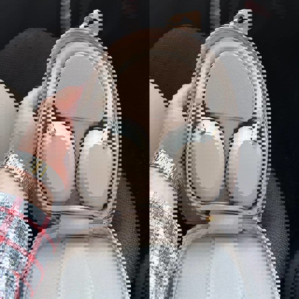 Наушники Sony