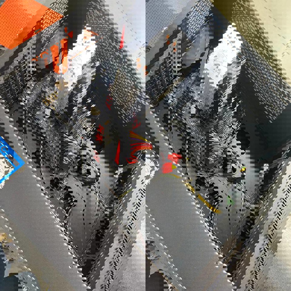 Материнская плата