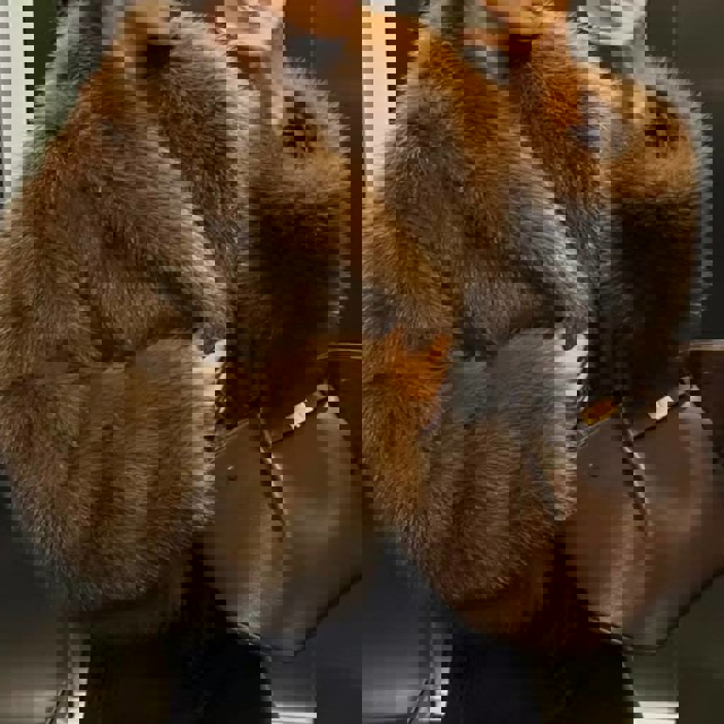 Шуба из искусственного меха