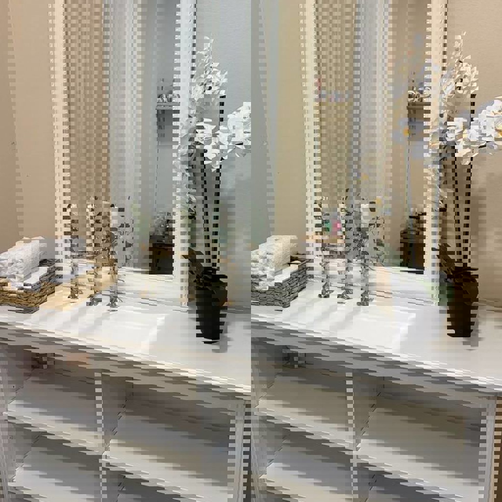 Шкаф с зеркалом