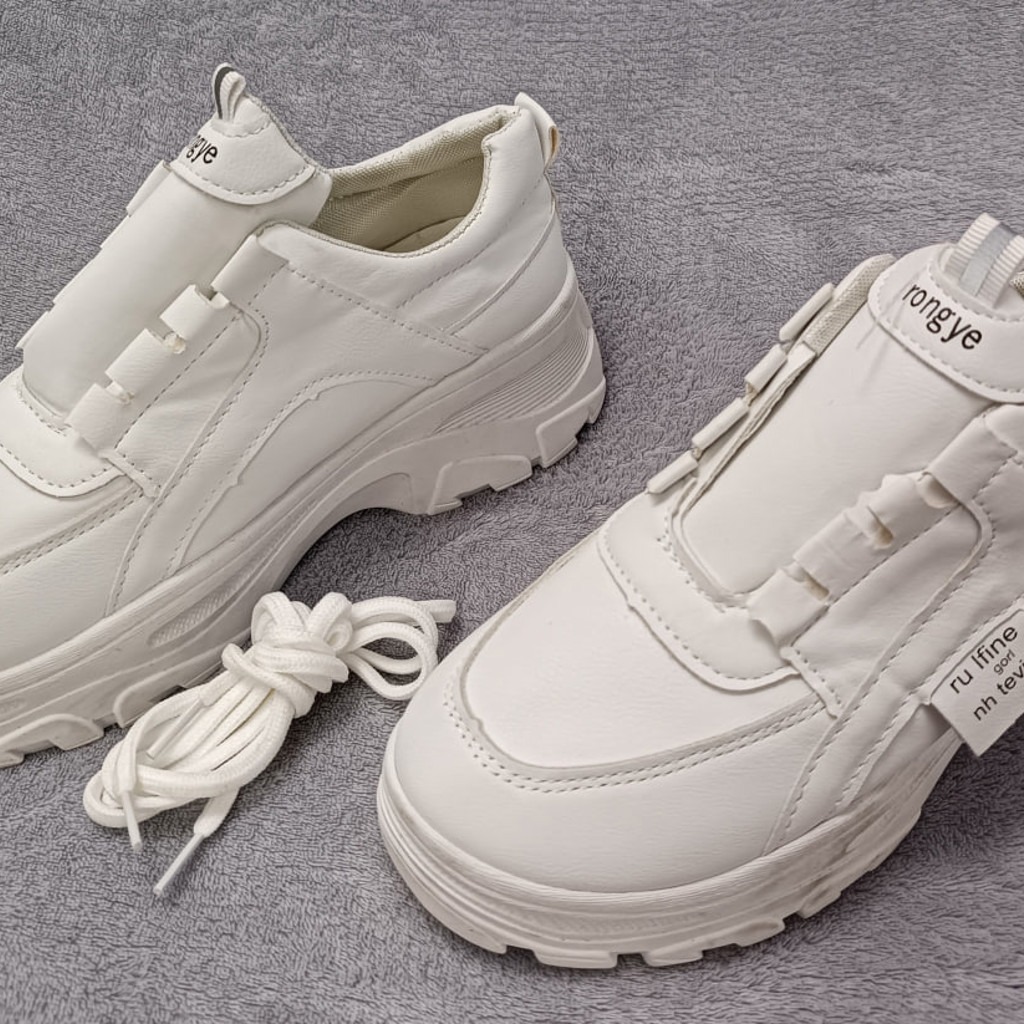 Кроссовки городские