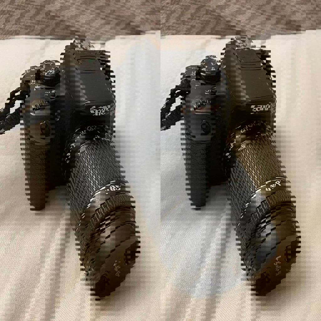 Камера Canon 700D