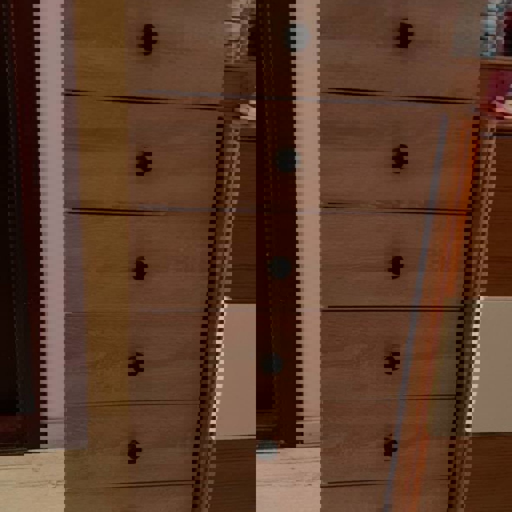 Прикроватная тумбочка