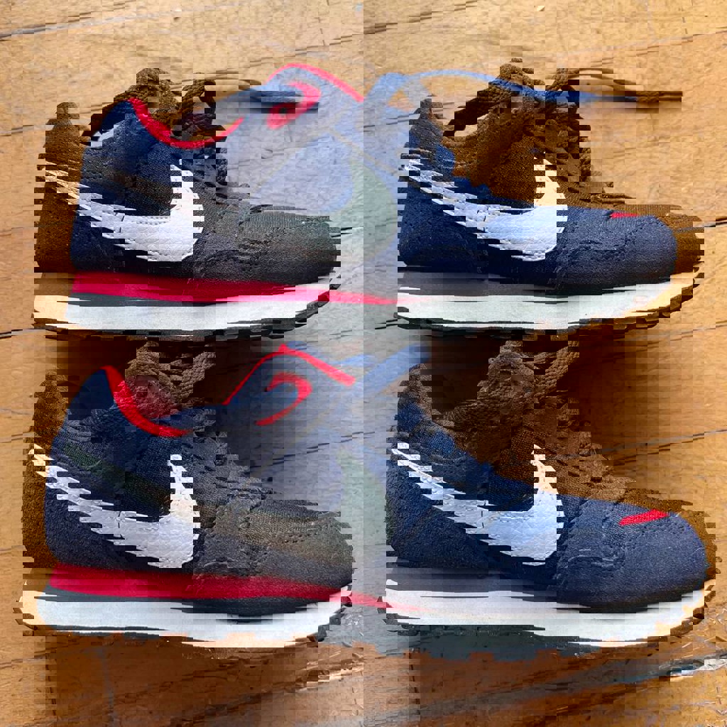 Кроссовки Nike MD Runner 2