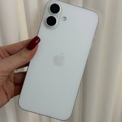 IPhone 16 plus - фото 2
