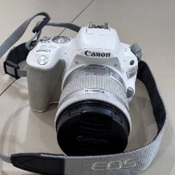 Фотоаппарат Canon EOS 200D - фото 2