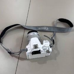 Фотоаппарат Canon EOS 200D - фото 4