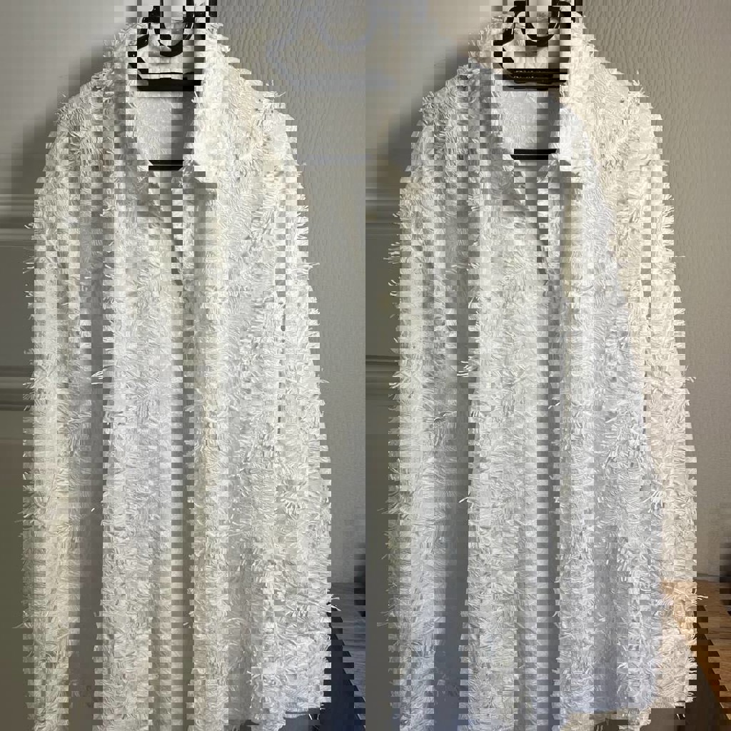 Рубашка в перьях