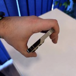 IPhone 14 Pro Gold - фото 7