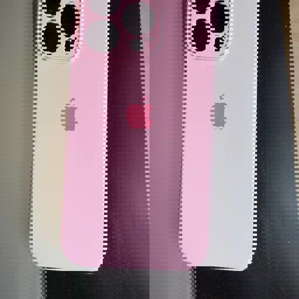 Чехол на айфон 15 про