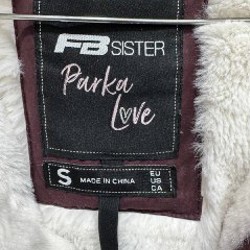 Парка бордового цвета - фото 3