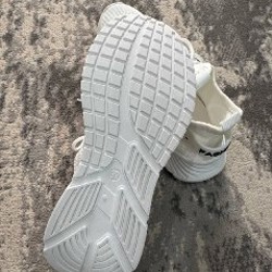 Кроссовки - фото 3