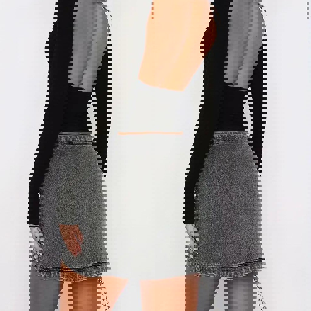 Кофта с открытой спиной