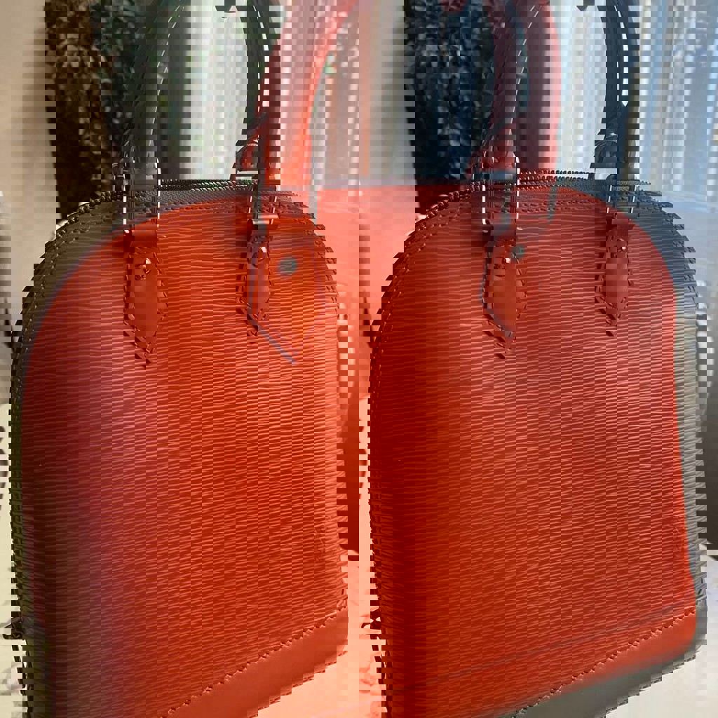 Сумка от Louis Vuitton