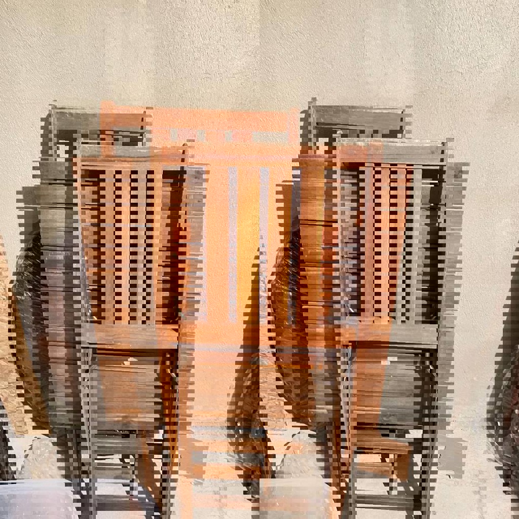 Комплект деревянной раскладной мебели