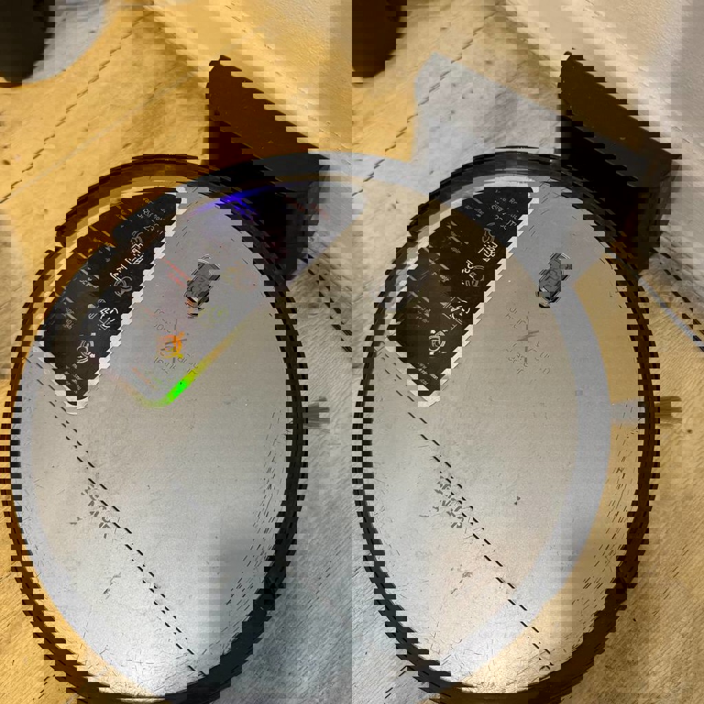 Робот пылесос