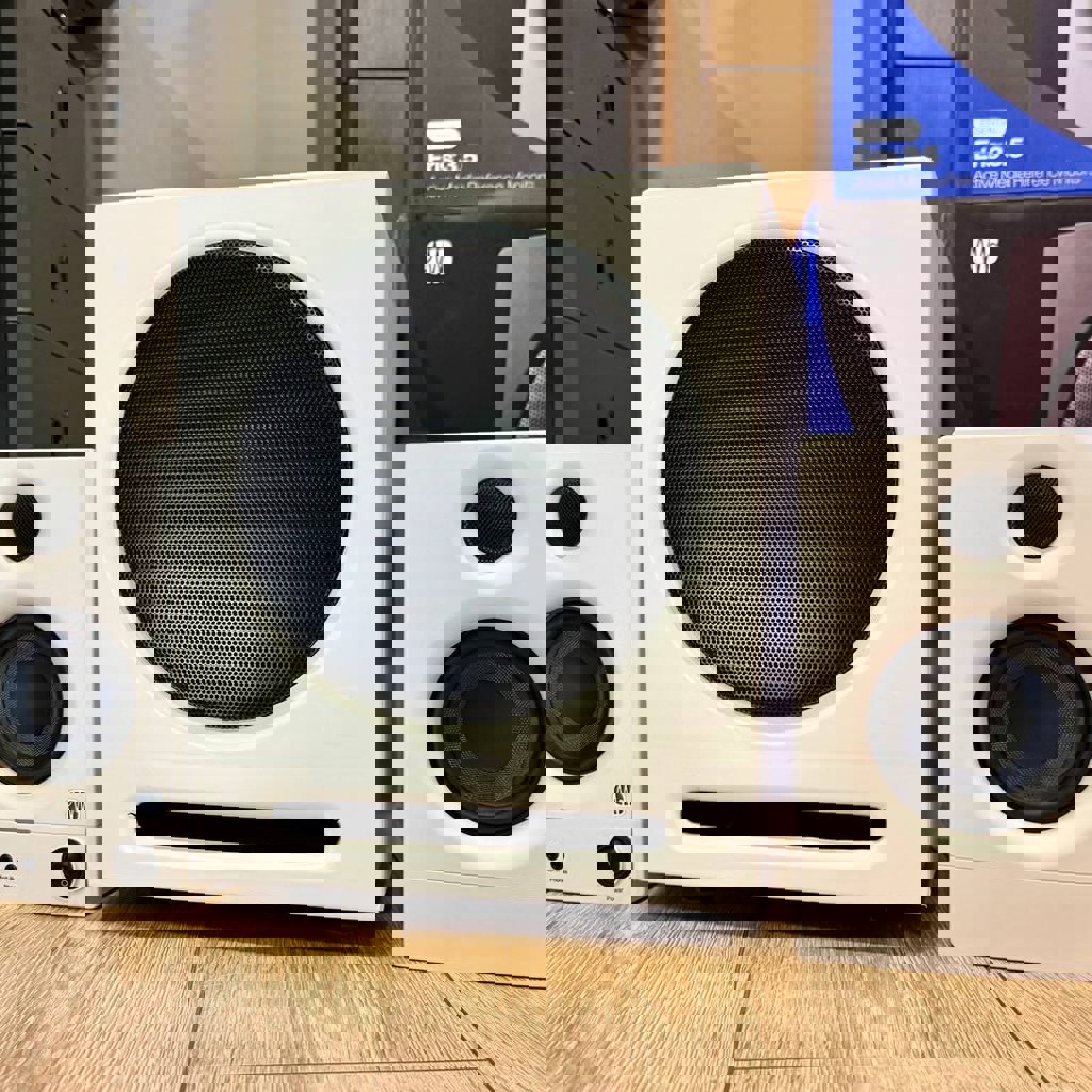 Настольные подставки Kanto Audio S4