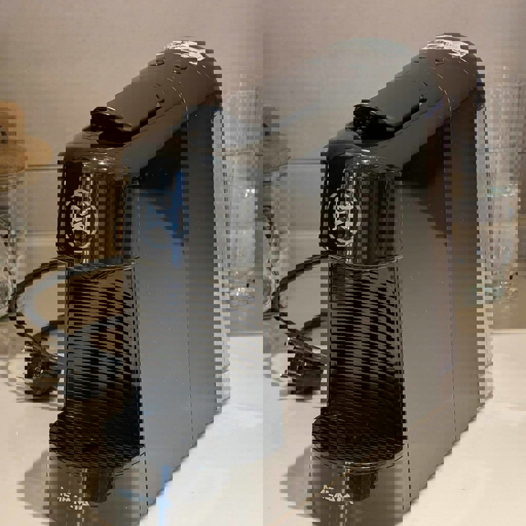 Капсульная кофемашина Meama