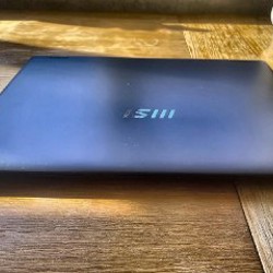 MSI Prestige 16 AI Evo - фото 3