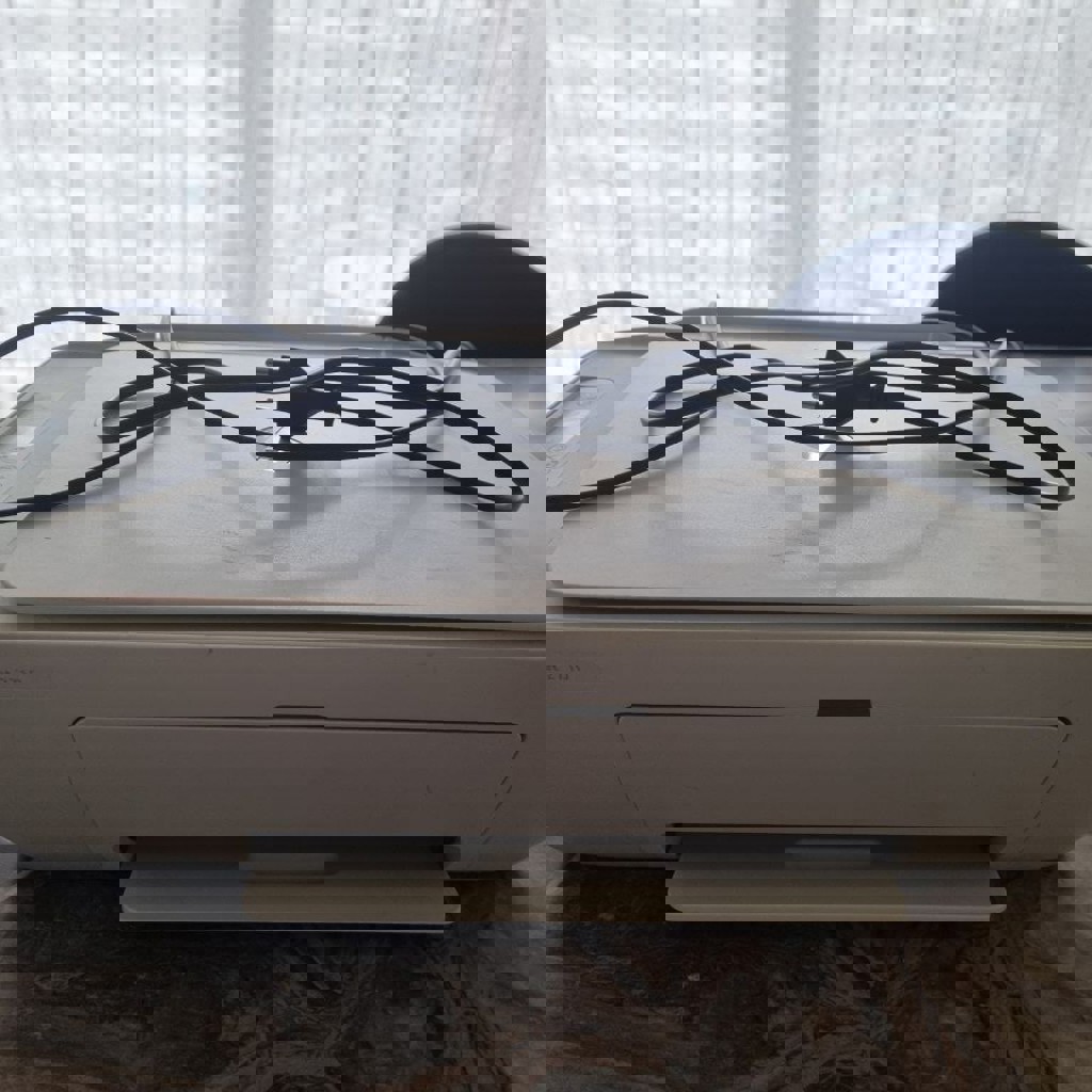 Принтер/сканер/ксерокс HP