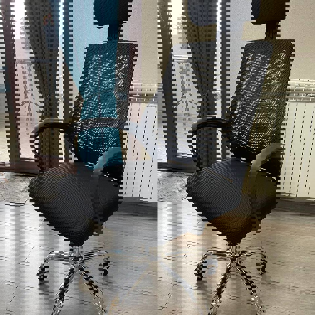 Офисное кресло