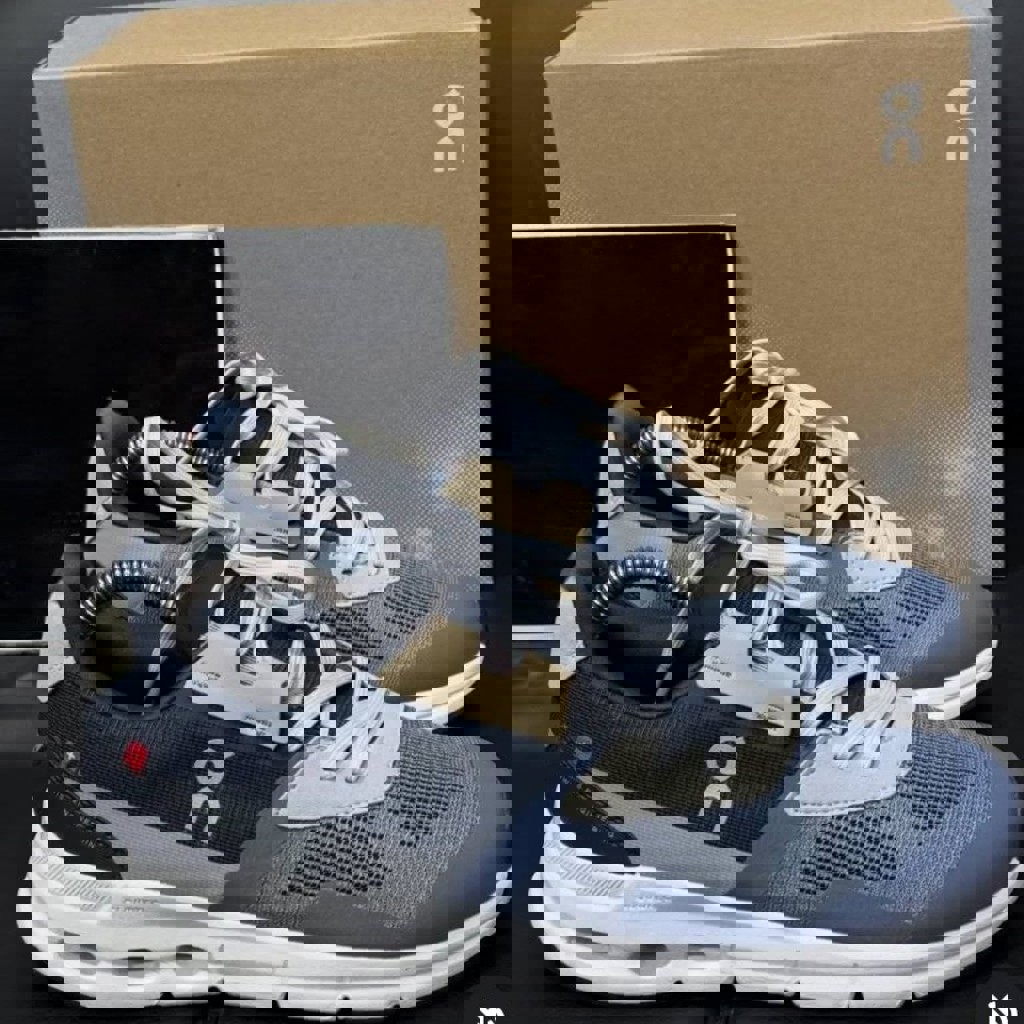 Кроссовки On Running