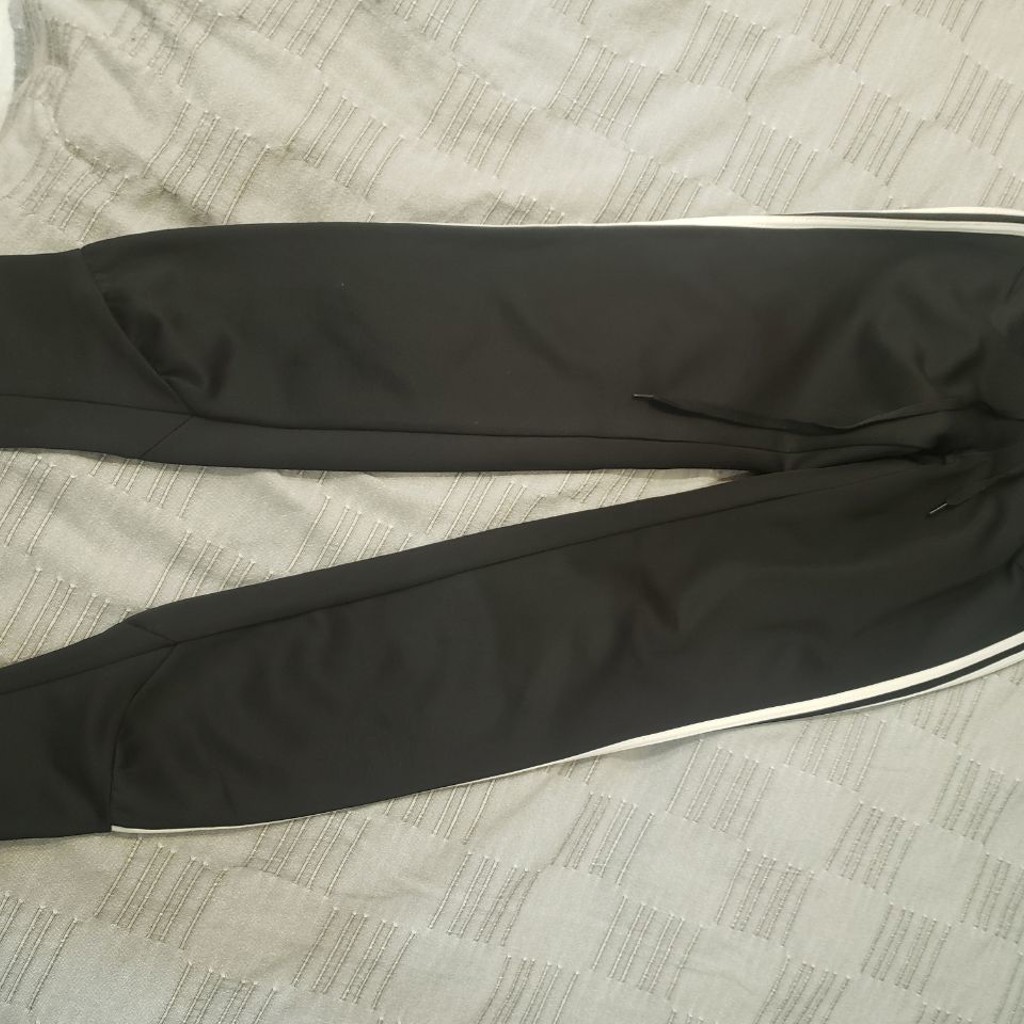 Спортивные штаны