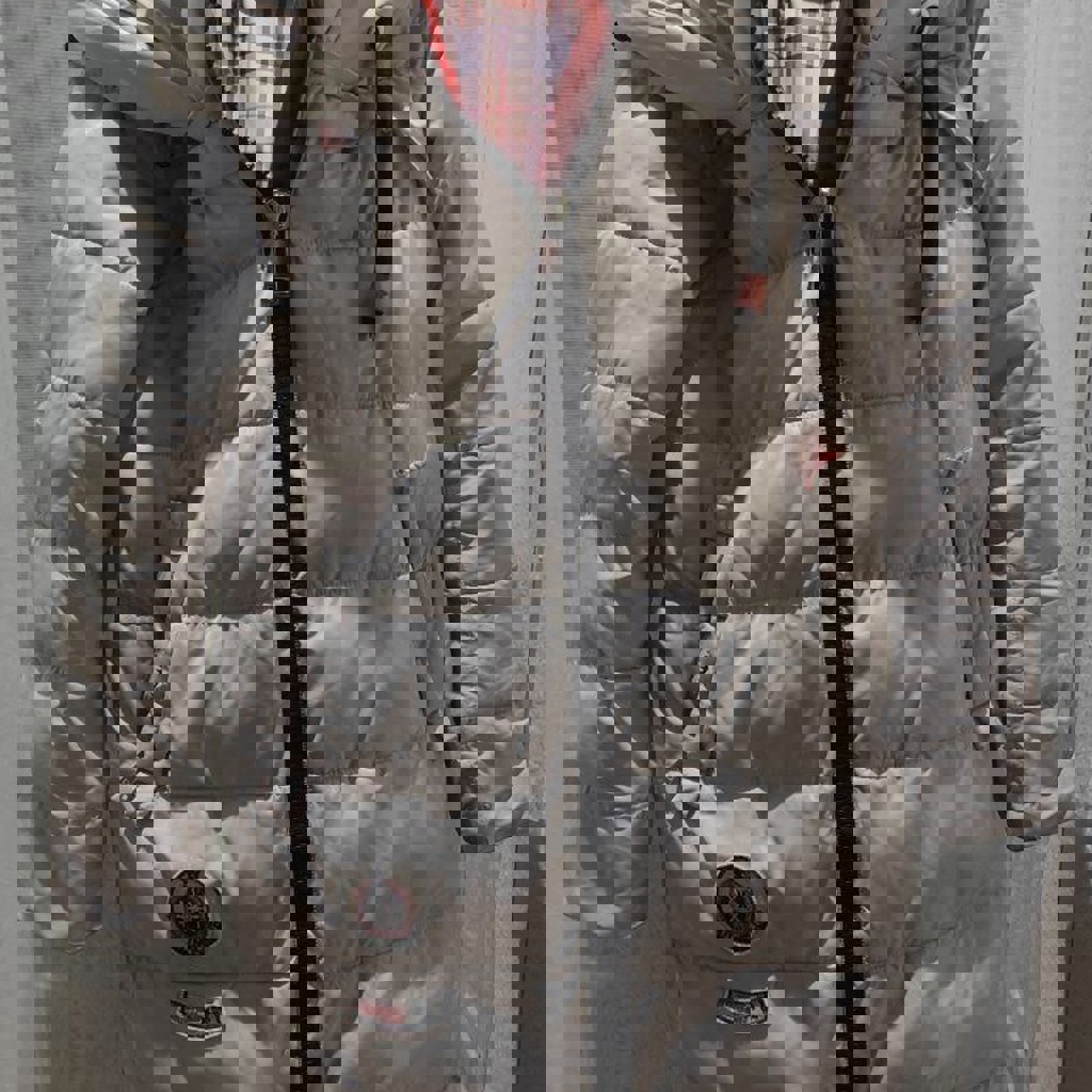 Пуховик женский