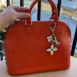 Сумка от Louis Vuitton - фото 3