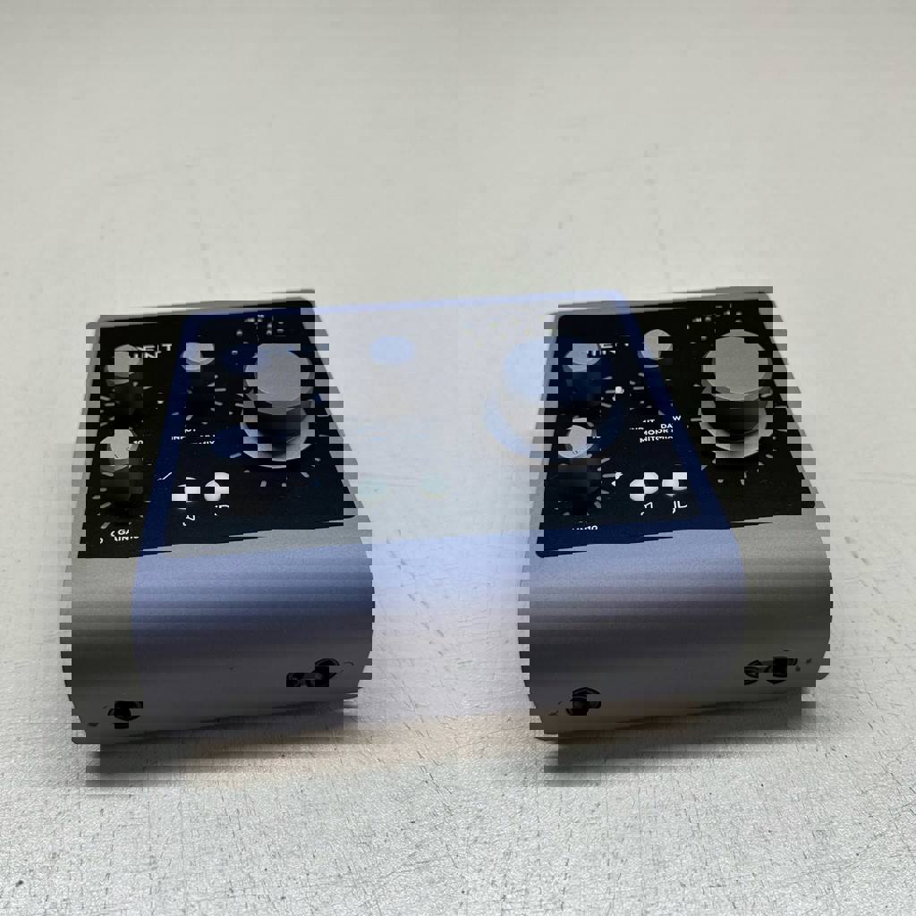 Звуковая карта Audient id4