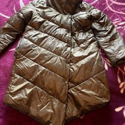 Женская куртка болотного цвета - фото 2