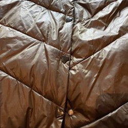 Женская куртка болотного цвета - фото 3