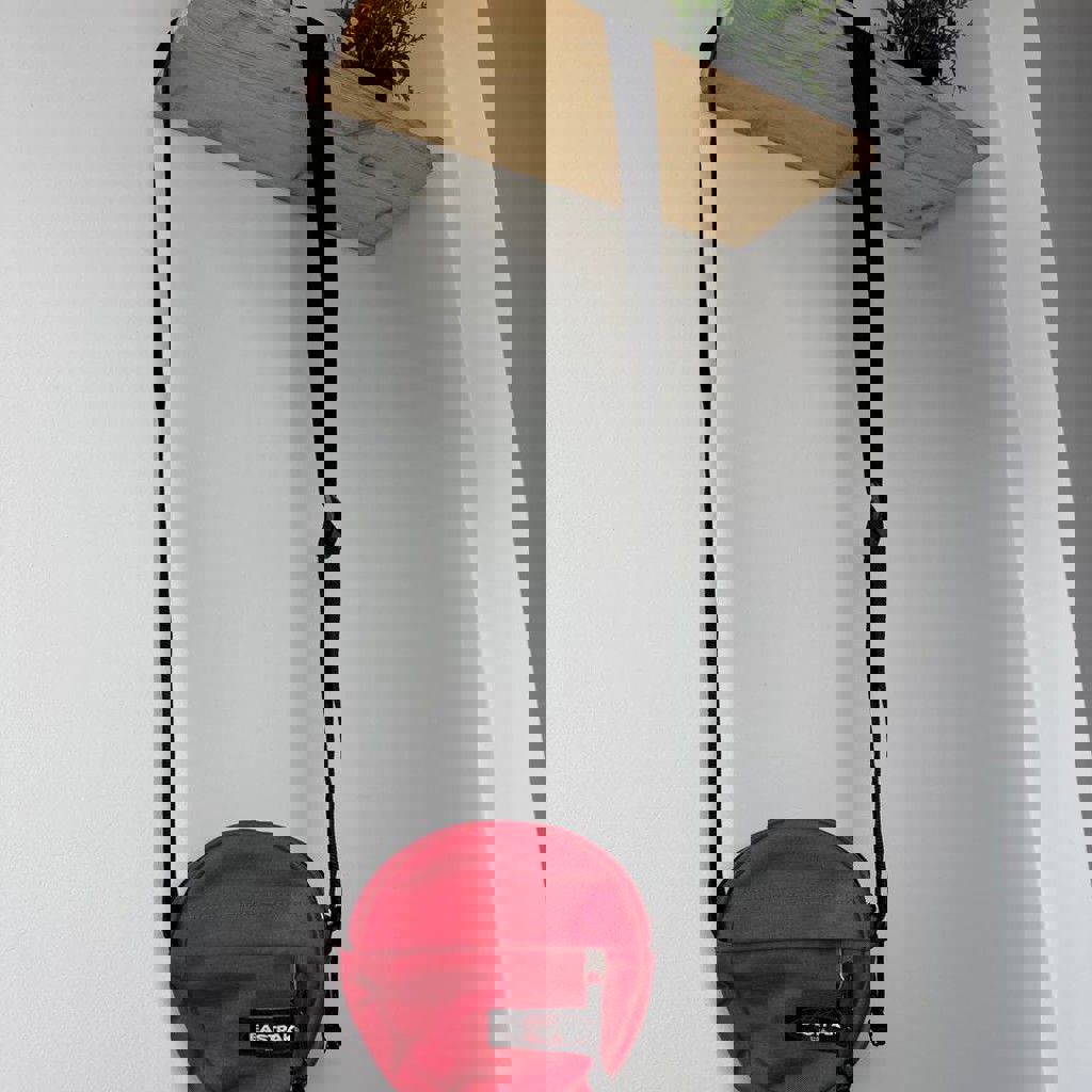 Мессенджер Eastpak