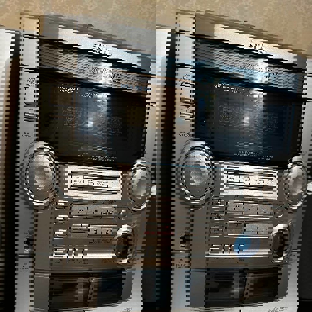 Музыкальный центр AIWA