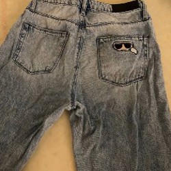 Джинсы от KARL LAGERFIELD - фото 1