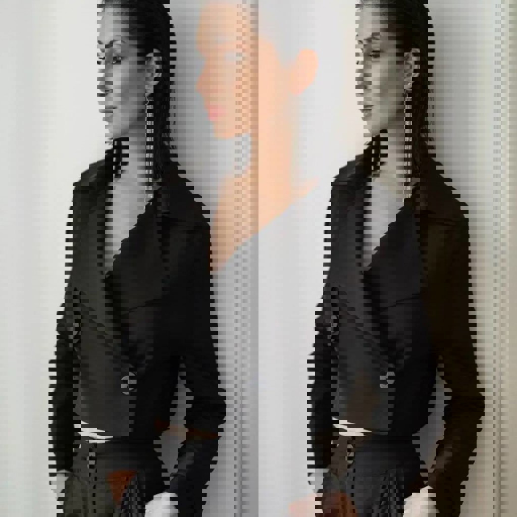 Костюм брючный палаццо с укороченным пиджаком