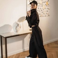 Костюм брючный палаццо с укороченным пиджаком - фото 2